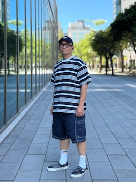 「アイテム（Tシャツ/カットソー）」を使った、Colorholic manさん（メンズ・172cm）の秋コーディネート