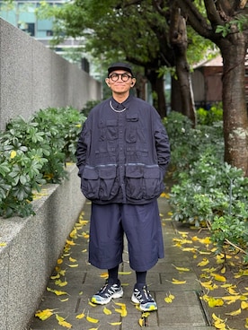 「アイテム（カーゴパンツ）」を使った、Colorholic manさん（メンズ・172cm）の秋コーディネート