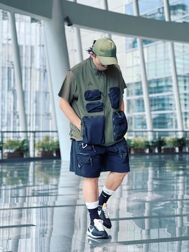 「NIKE ACG（ナイキエィシージー）のアイテム（その他アウター）」を使った、Colorholic manさん（メンズ・172cm）の春コーディネート