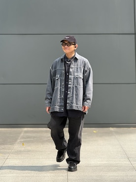 「Graphpaper（グラフペーパー）のアイテム（デニムジャケット、グレー系）」を使った、Colorholic manさん（メンズ・172cm）の春コーディネート