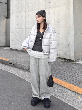 「アイテム（スリッポン）」を使った、Nanamiさん（レディース・156cm）の冬コーディネート