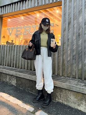 「FREE'S MART（フリーズマート）のアイテム（ブルゾン）」を使った、Nanamiさん（レディース・156cm）の春コーディネート