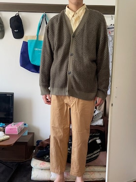 「URBAN RESEARCH（アーバンリサーチ）のアイテム（チノパンツ）」を使った、アクセルさん（メンズ・180cm）の冬コーディネート