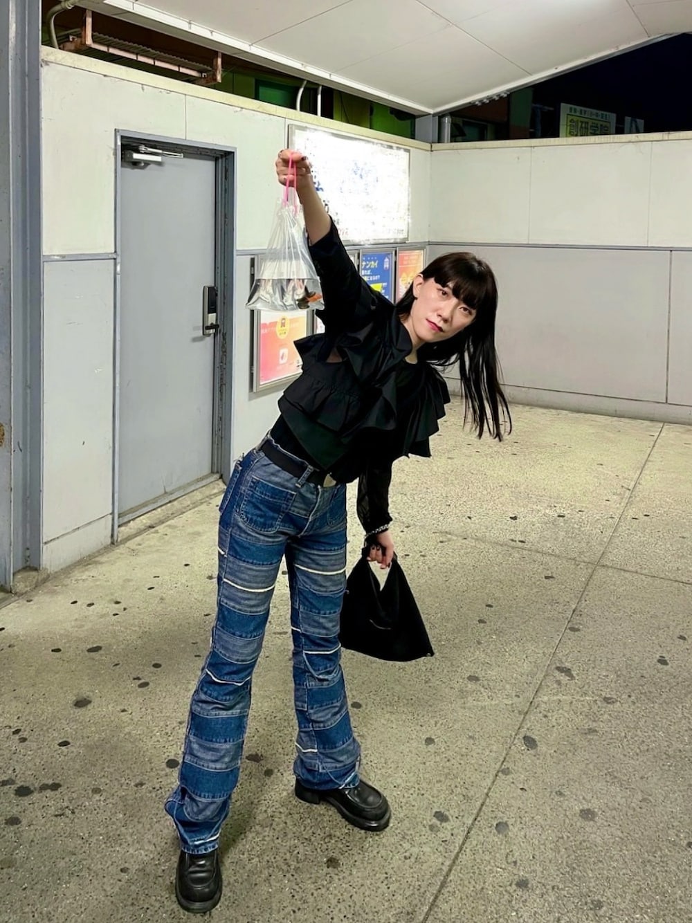 HYSTERIC GLAMOUR レディース デニム y2k WOMAN BANANA ワイドデニムパンツ（デニムパンツ）｜HYSTERIC