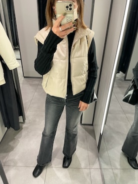 「アイテム（ダウンベスト）」を使った、meguuuさん（レディース・156cm）の秋コーディネート