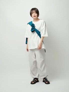 「JUNRED（ジュンレッド）のアイテム（パンツ）」を使った、shioriさん（レディース・164cm）の夏コーディネート