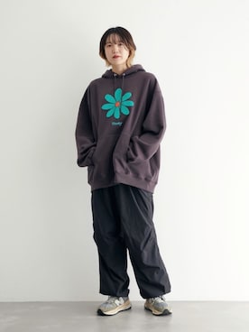 「re_k by JUNRED（レクバイジュンレッド）のアイテム（パーカー）」を使った、shioriさん（レディース・164cm）の秋コーディネート