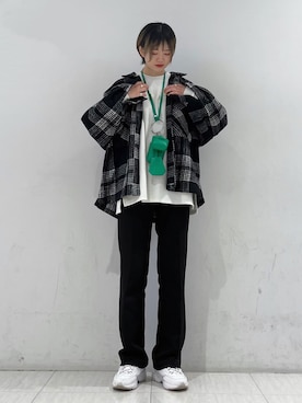「re_k by JUNRED（レクバイジュンレッド）のアイテム（ショルダーバッグ）」を使った、shioriさん（レディース・164cm）の冬コーディネート