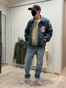 「アイテム（スリッポン）」を使った、mogura420さん（メンズ・172cm）の秋コーディネート