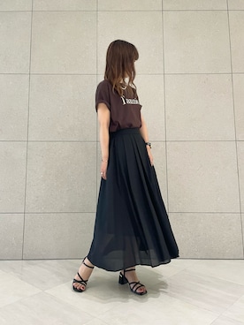 「ブラウン×ブラック」｜「アイテム（サンダル）」を使った、miho.kさん（レディース・158cm）の夏コーディネート