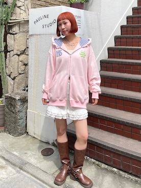 「HELLO.SANFRANCISCO（ハローサンフランシスコ）の【HELLO.SANFRANCISCO/ハローサンフランシスコ】ボーダーワッペンフリルジップネップフーディ（パーカー、ピンク系）」を使った、みゆさん（レディース・164cm）の夏コーディネート