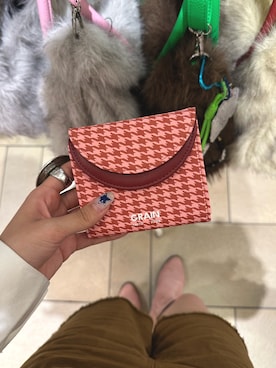「アイテム（財布）」を使った、みゆさん（レディース・164cm）の秋コーディネート