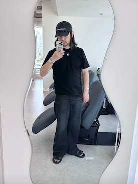 「アイテム（サンダル）」を使った、中島 直樹さん（メンズ・170cm・40代）の秋コーディネート