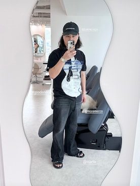 「アイテム（サンダル）」を使った、中島 直樹さん（メンズ・170cm・40代）の秋コーディネート