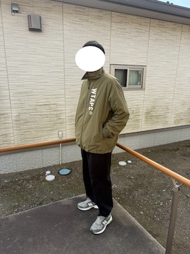 「アイテム（ナイロンジャケット）」を使った、ヨロさん（メンズ・169cm）の冬コーディネート