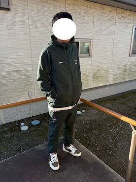 「アイテム（トップス）」を使った、ヨロさん（メンズ・169cm・50代）の秋コーディネート