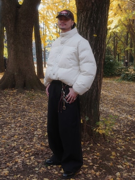 「アイテム（スラックス）」を使った、KOU SUEMATSUさん（メンズ・172cm・30代）の冬コーディネート