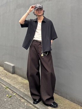 「Lui's（ルイス）のアイテム（パンツ）」を使った、KOU SUEMATSUさん（メンズ・172cm）の夏コーディネート