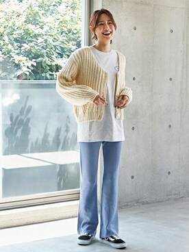 「petit main LIEN（プティマインリアン）のアイテム」を使った、petit　main・b-roomさん（レディース・165cm）の秋コーディネート