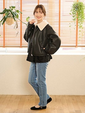 「レディース」｜「アイテム（ムートンコート）」を使った、petit　main・b-roomさん（レディース・162cm）の冬コーディネート