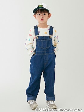 「petit main（プティマイン）のアイテム（オールインワン・サロペット）」を使った、petit　main・b-roomさん（キッズ・103cm）の春コーディネート