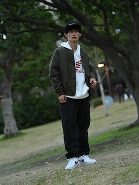 「NAVY（ネイビー）のアイテム」を使った、マックハウスZOZOスタイリスト メンズさん（メンズ・178cm）の冬コーディネート