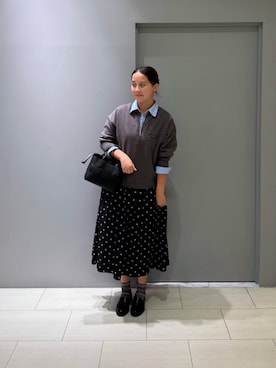 「アイテム（トートバッグ、ブラック系）」を使った、みあさん（レディース・164cm）の秋コーディネート