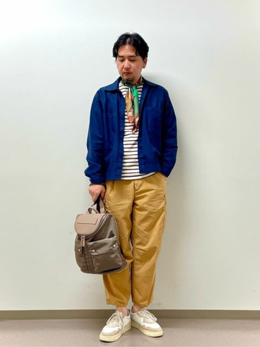 「バックパック、リュック、バッグ、Felisi、フェリージ、きれいめカジュアル、シンプルコーデ、イタリアファッション、イタリア、アズーロ・エ・マローネ」｜「FelisiのFelisi (フェリージ) リュックサック 17/59/DS+LD（バックパック/リュック、ベージュ系）」を使った、Felisiさん（メンズ・170cm）の秋コーディネートの1枚目の写真