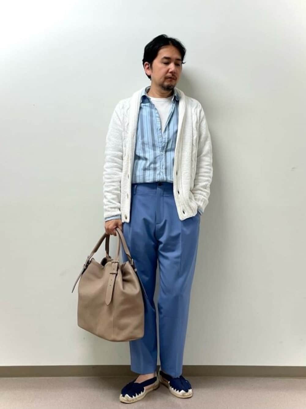 「トートバッグ、シンプル、バッグ、Felisi、フェリージ、きれいめカジュアル、シンプルコーデ、イタリアファッション、イタリア、アズーロ・エ・マローネ」｜「FelisiのFelisi（フェリージ） レザートートバッグ 17/60/2/LD+DS（トートバッグ、ベージュ系）」を使った、Felisiさん（メンズ・170cm）の春コーディネートの1枚目の写真