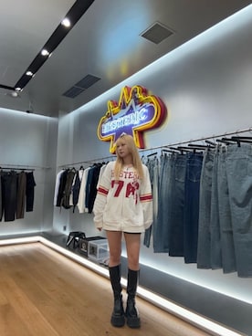 「HYSTERIC GLAMOUR（ヒステリックグラマー）のアイテム（その他アウター）」を使った、花楓さん（レディース・160cm）の冬コーディネート