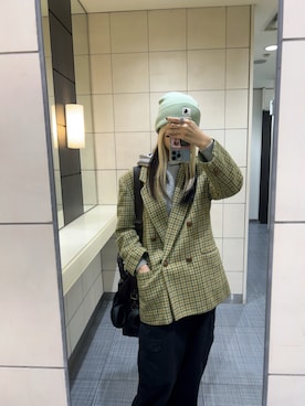 「アイテム（ニットキャップ/ビーニー）」を使った、Shionさん（レディース・157cm）の秋コーディネート