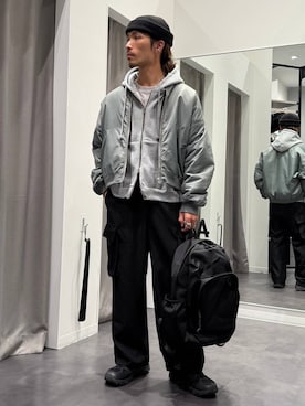 「アイテム（カーゴパンツ）」を使った、Yusukeさん（メンズ・173cm・30代）の秋コーディネート
