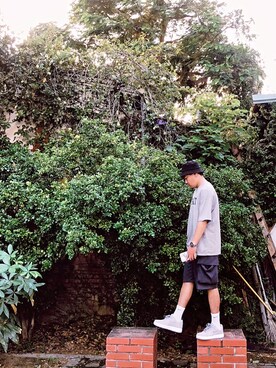 Kaws  Chenさんのコーディネート