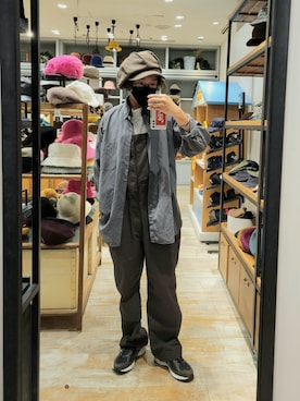 「UNIVERSAL OVERALL（ユニバーサルオーバーオール）のアイテム（オールインワン・サロペット）」を使った、くすくすさん（メンズ・167cm）の秋コーディネート