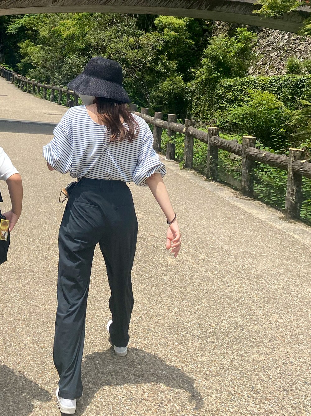 スイムジャージー2タックパンツを使った人気ファッション