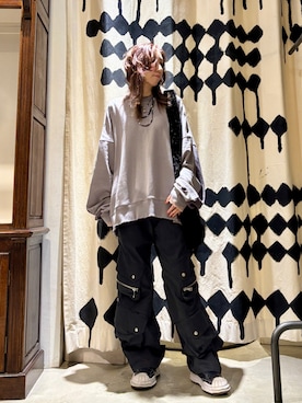 「アイテム（カーゴパンツ）」を使った、kazuyoさん（レディース・165cm）の秋コーディネート