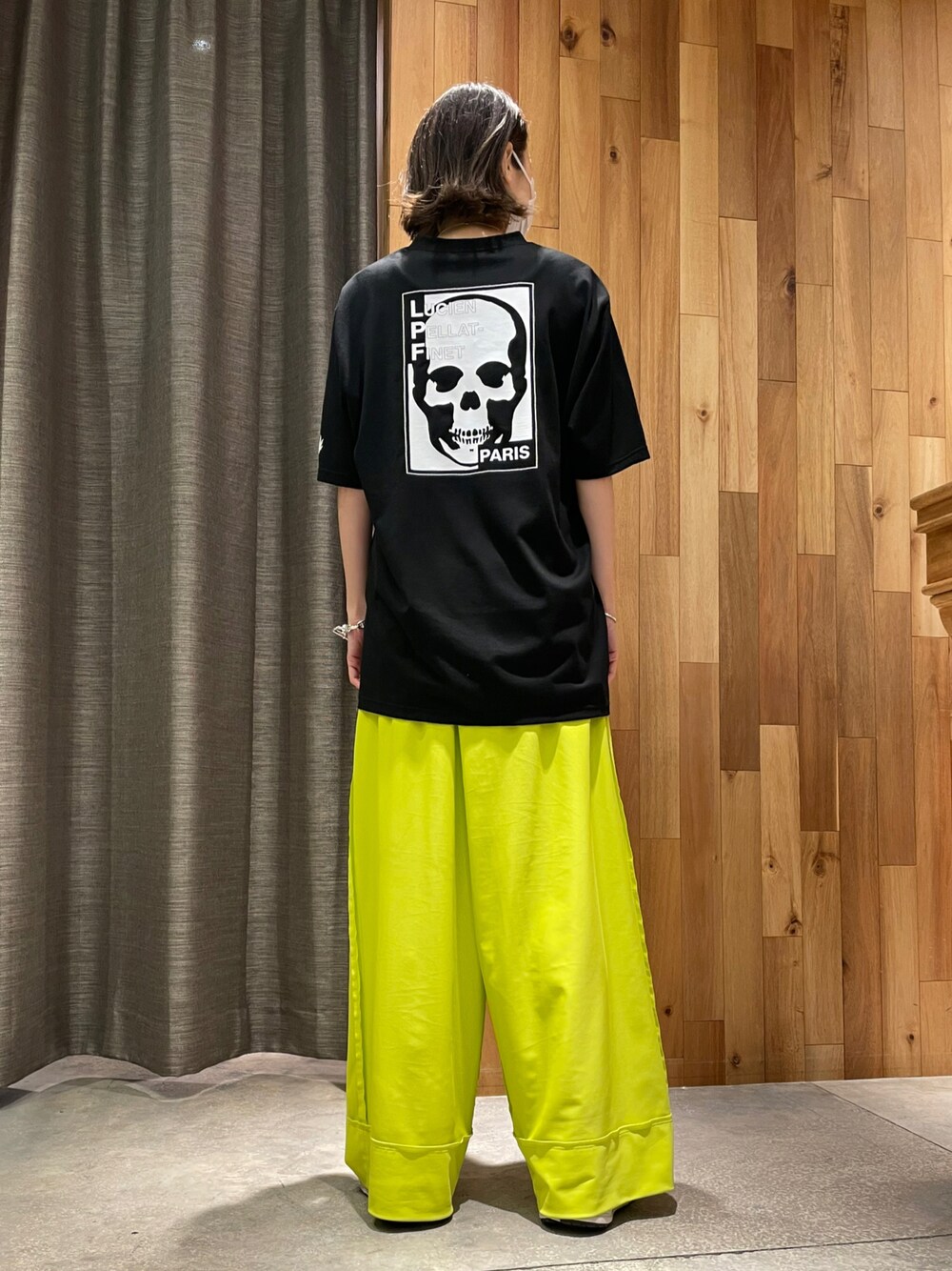 「ROYAL FLASH、lucien pellat-finet、MIHARAYASUHIRO」｜「MIHARAYASUHIROのMaison MIHARAYASUHIRO/ メゾン ミハラヤスヒロ/Twisted inside out pants（パンツ、イエロー系）」を使った、kazuyoさん（レディース・165cm）の秋コーディネートの1枚目の写真
