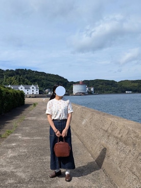 「アイテム（デニムスカート）」を使った、ayakoさん（レディース・160cm）の秋コーディネート
