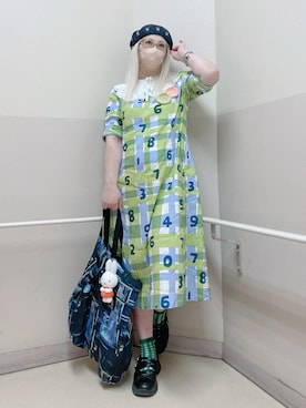 Vivienne Westwoodのワンピース（ブルー系）を使った人気ファッション