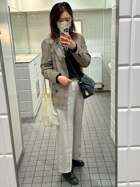「PUNYUS（プニュズ）のアイテム（ジャケット/アウター）」を使った、ちえさん（レディース・171cm）の秋コーディネート