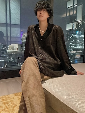 「JOHN LAWRENCE SULLIVAN（ジョンローレンスサリバン）のアイテム（スラックス）」を使った、佐藤智頼さん（メンズ・170cm）の秋コーディネート