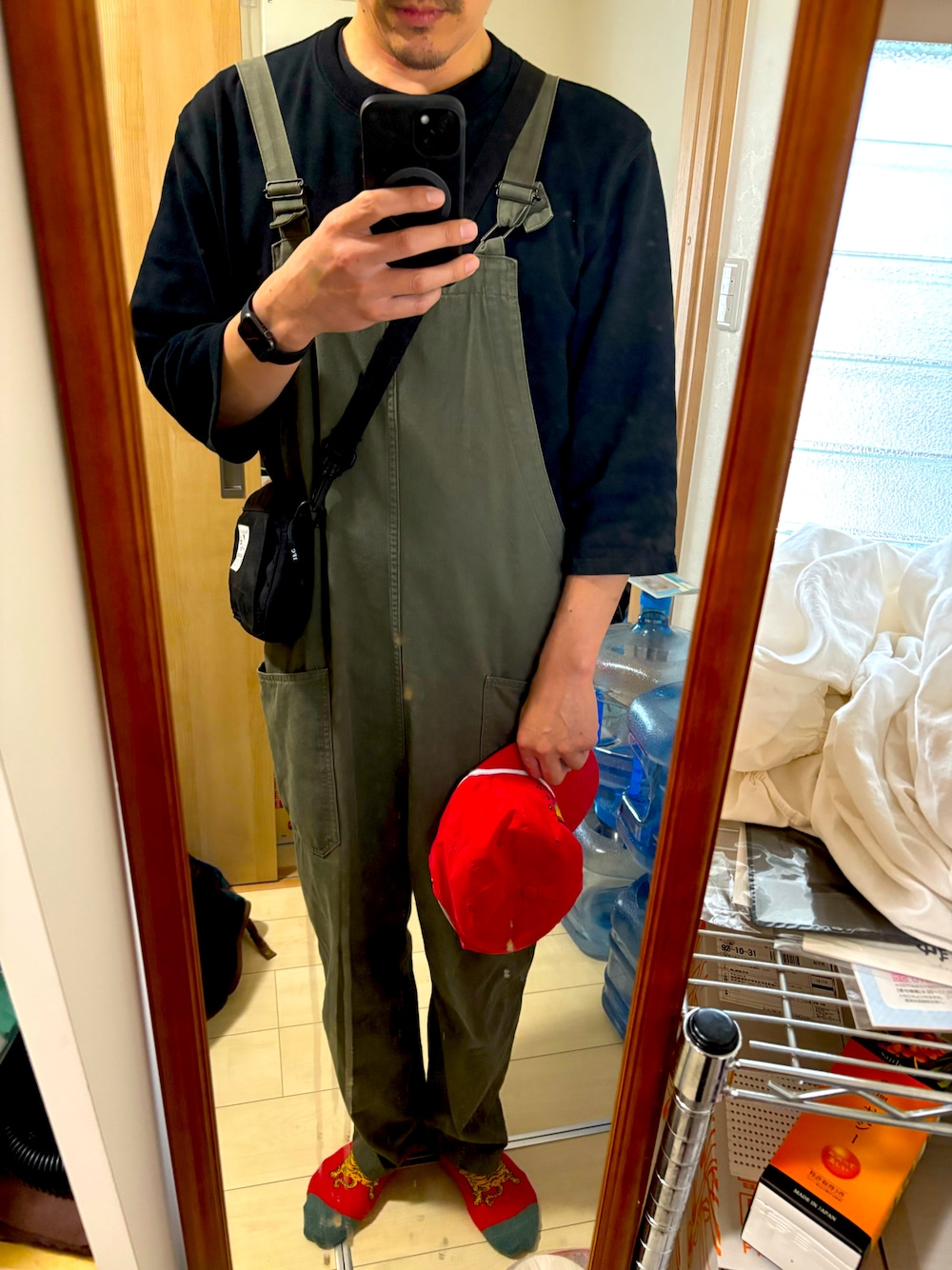 「Johnbull Private laboのアイテム（パンツ、グリーン系）」を使った、ぴろたんさん（メンズ・176cm）の春コーディネートの1枚目の写真