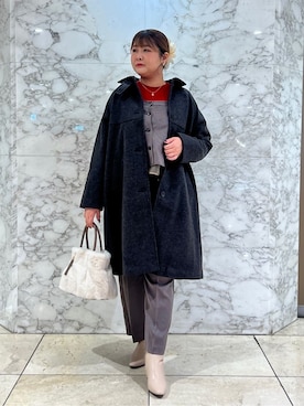 「grove（グローブ）のクラシカルな佇まい 大人のステンカラーロングコート（ステンカラーコート、グレー系）」を使った、Arisaさん（レディース・164cm）の冬コーディネート