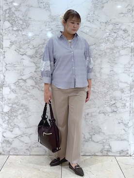 「grove（グローブ）のレースボリュームスリーブシャツ（シャツ/ブラウス、ブルー系）」を使った、Arisaさん（レディース・164cm）の夏コーディネート