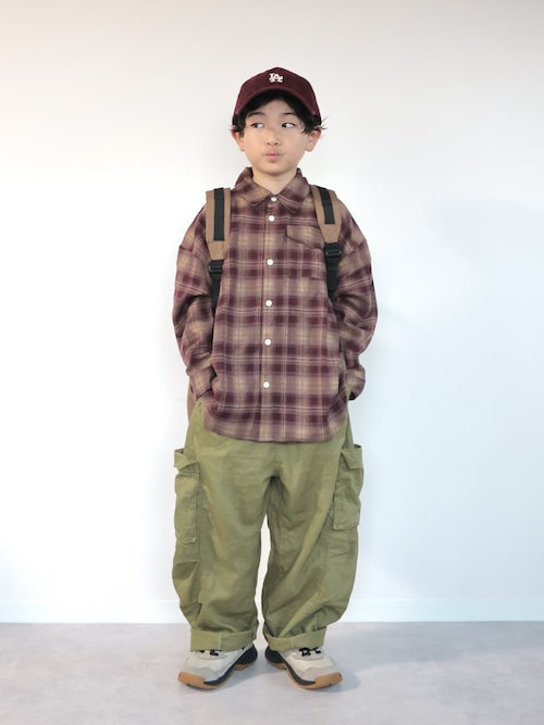 「NEW ERA(ニューエラ)の【NEW ERA】9TWENTY Corduroy コーデュロイ / 5カラー(キャップ)」を使った、ORITSUさん(キッズ・124cm)の秋コーディネート