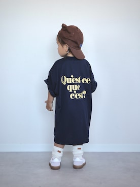 「pairmanon（ペアマノン）のバックロゴ プリント Tシャツワンピース（ワンピース）」を使った、ORITSUさん（キッズ・120cm）の夏コーディネート