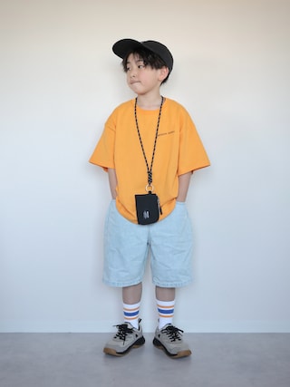 「GLOBAL WORK(グローバルワーク)のUNIVERSAL OVERALL/Windy.jrTシャツ/635364(Tシャツ/カットソー)」を使った、ORITSUさん(キッズ・123cm)の春コーディネート