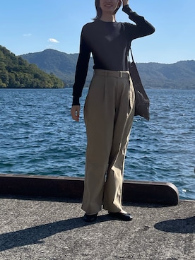 「Graphpaper（グラフペーパー）のアイテム（パンツ）」を使った、mai_haruさん（レディース・170cm）の秋コーディネート