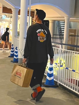 「アイテム（帽子）」を使った、TKさん（メンズ・182cm）の秋コーディネート