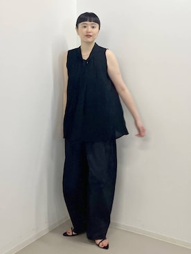 「A part by（アパートバイ）のナローストラップサンダル（サンダル、ブラック系）」を使った、まゆてぃんさん（レディース・164cm）の夏コーディネート